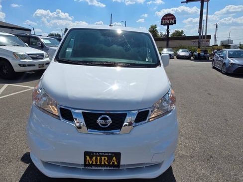 Used 2018 Nissan NV200 SV w/ Navigation Package FWD image 6
