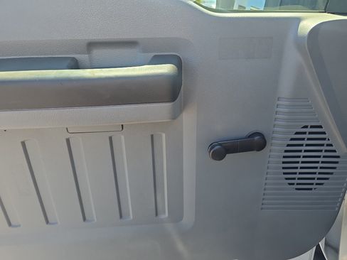 Used 2012 Ford F450 XL w/ Snow Plow Prep Pkg RWD image 19