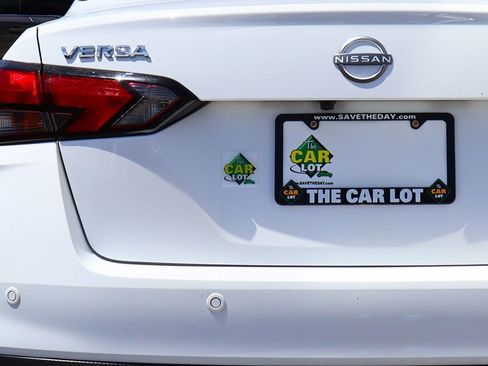 Used 2024 Nissan Versa S w/ Trunk Package FWD image 18