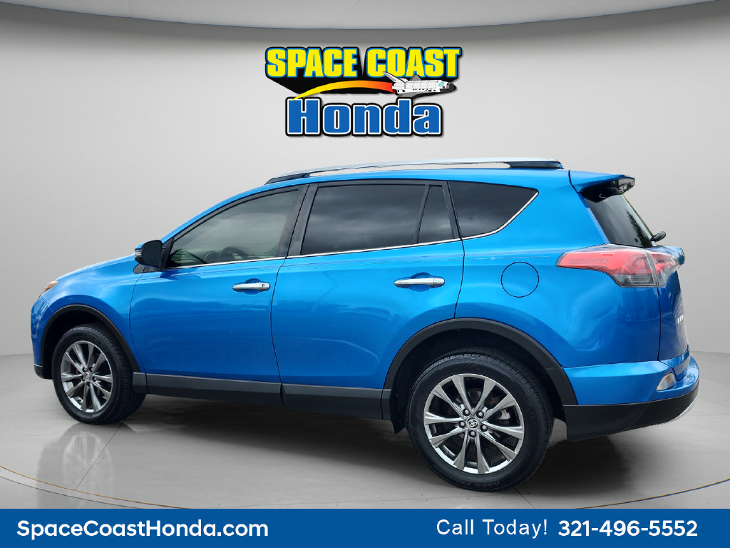 Used 2018 Toyota RAV4 Limited FWD image 7