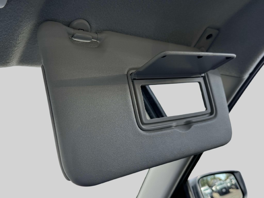 Used 2024 Nissan Kicks SV FWD image 31