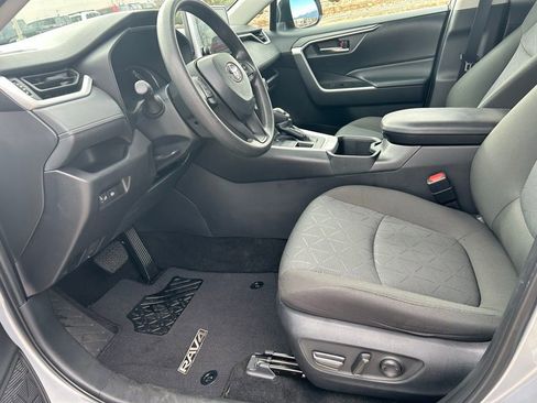Used 2023 Toyota RAV4 XLE image 24