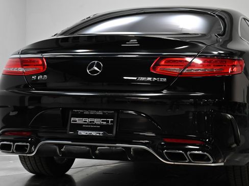 Used 2016 Mercedes-Benz S 63 AMG 4MATIC Coupe image 41