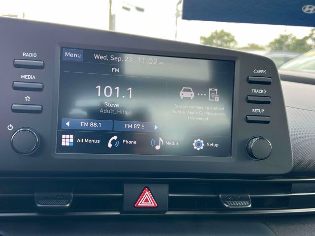 Certified 2025 Hyundai Elantra Sport FWD image 24