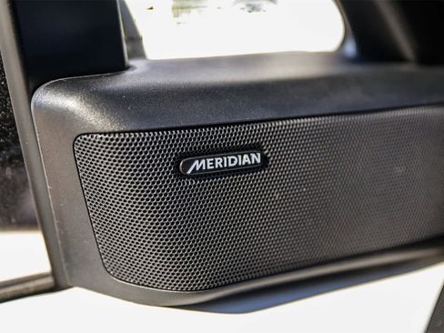 Certified 2025 Land Rover Range Rover Sport SE image 22