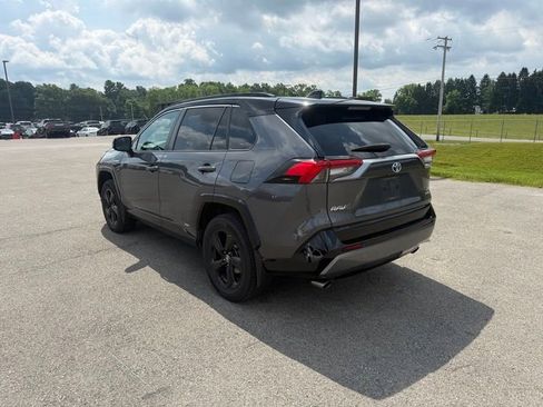 Used 2021 Toyota RAV4 XSE w/ XSE Grade Weather Package AWD/4WD image 8