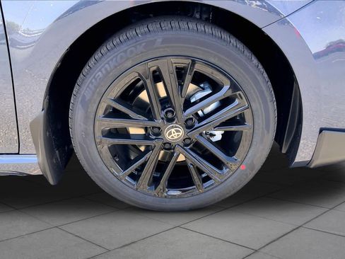 New 2026 Toyota Camry SE FWD image 11
