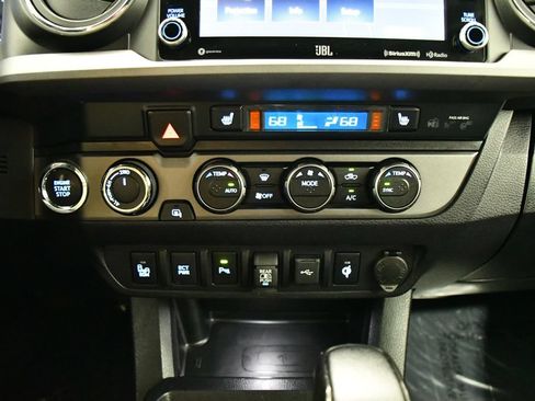 Used 2023 Toyota Tacoma TRD Sport w/ TRD Premium Sport Package AWD/4WD image 14