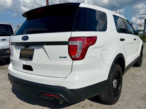 Used 2017 Ford Explorer 4WD Police Interceptor image 9
