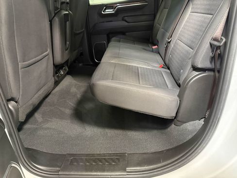 Used 2023 Chevrolet Silverado 1500 LT AWD/4WD image 45