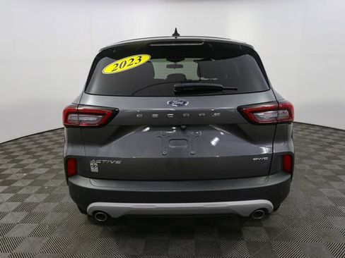 Used 2023 Ford Escape Active w/ Tech Pack #1 AWD/4WD image 8