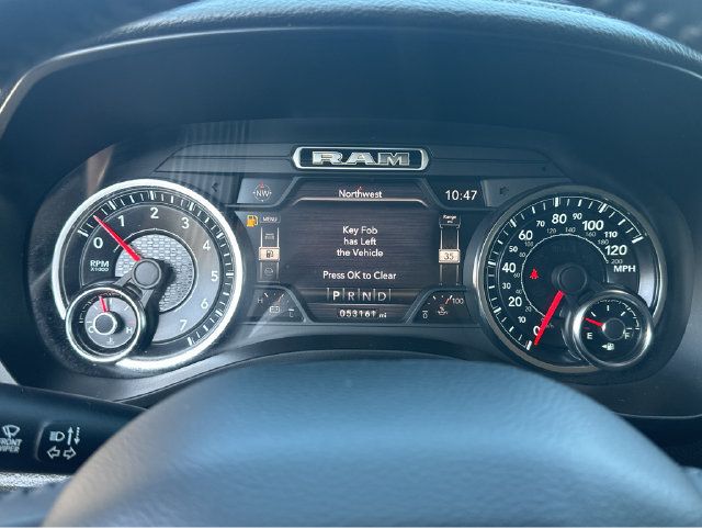 Used 2020 RAM 1500 Laramie w/ Off Road Group AWD/4WD image 29