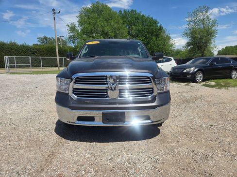 Used 2020 RAM 1500 Classic SLT w/ Luxury Group AWD/4WD image 7