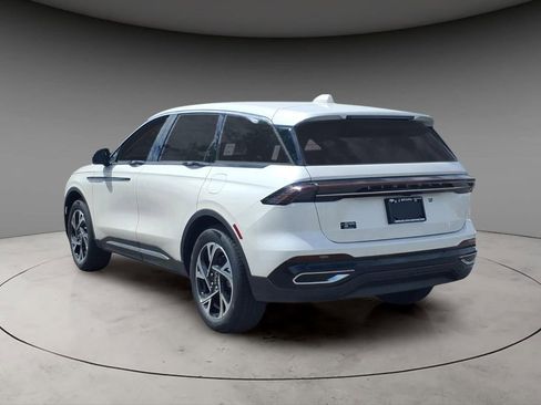 New 2026 Lincoln Nautilus Premier w/ Equipment Group 102A AWD/4WD image 3