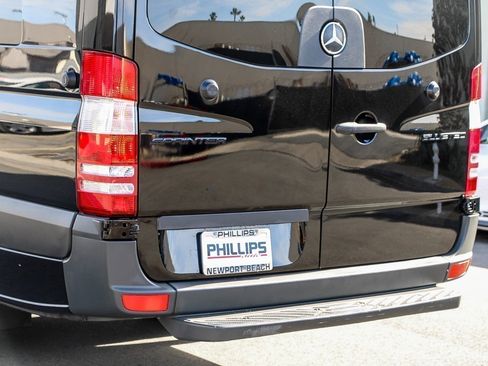Used 2017 Mercedes-Benz Sprinter 3500 image 23