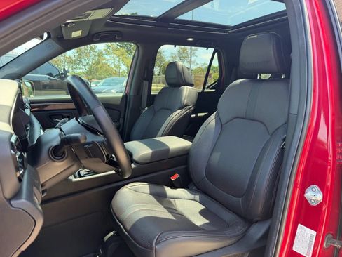 Used 2025 Honda Pilot Black Edition image 26