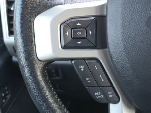 Used 2022 Ford F350 Lariat w/ Black Appearance Package image 20