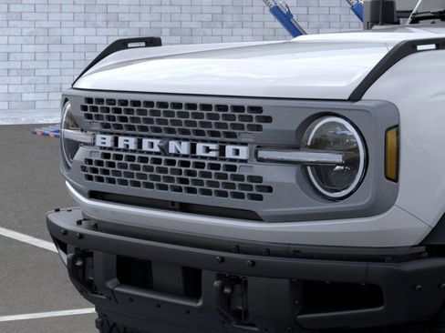 New 2026 Ford Bronco Badlands image 19