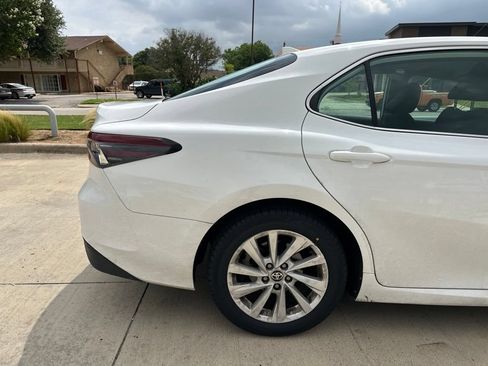 Used 2023 Toyota Camry LE FWD image 6