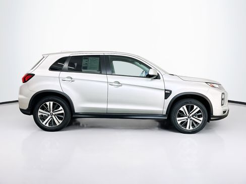 Used 2025 Mitsubishi Outlander Sport SE AWD/4WD image 10