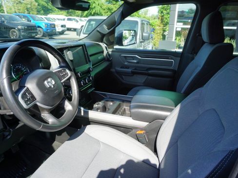 Used 2022 RAM 1500 Big Horn AWD/4WD image 15