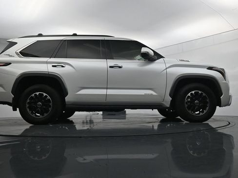 Used 2023 Toyota Sequoia Limited w/ TRD Off-Road Package AWD/4WD image 24