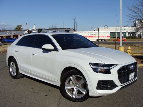 Used 2019 Audi Q8 Premium w/ Convenience Package image 1