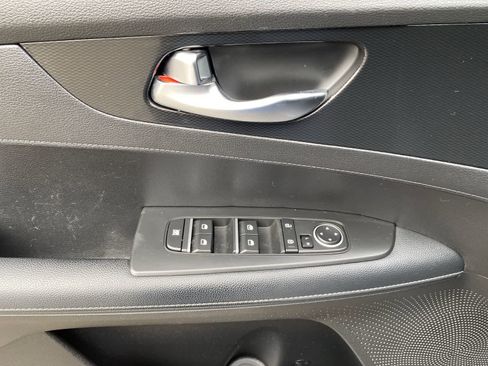 Used 2023 Kia Forte GT-Line image 20