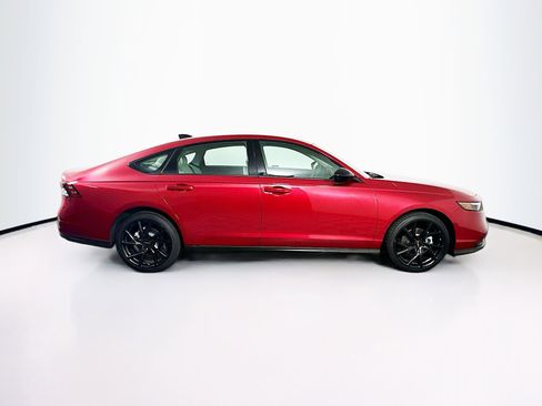Used 2025 Honda Accord SE image 10