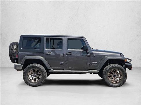 Used 2016 Jeep Wrangler Unlimited Sport w/ Quick Order Package 24S AWD/4WD image 4