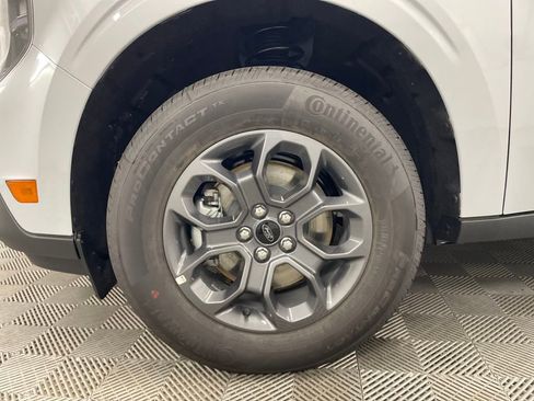 New 2025 Ford Maverick XLT image 11