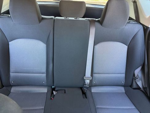 Used 2025 Kia Soul LX w/ LX Technology Package image 33