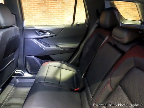 New 2026 Chevrolet Equinox RS w/ Convenience Package III AWD/4WD image 12