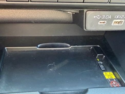 Used 2026 Subaru Outback Limited AWD/4WD image 29