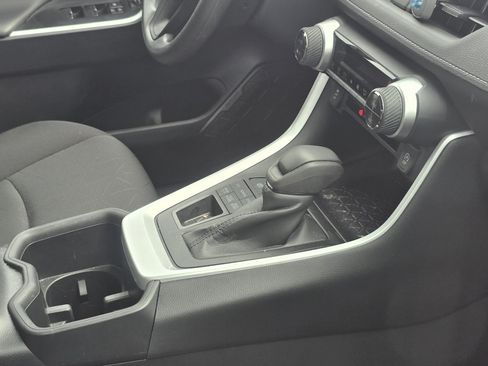 Used 2024 Toyota RAV4 XLE AWD/4WD image 14