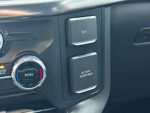 Used 2025 Ford F150 Lariat w/ Equipment Group 501A Mid AWD/4WD image 34