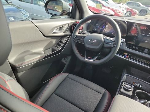 Used 2026 Chevrolet Equinox RS w/ Safety and Technology Package image 22