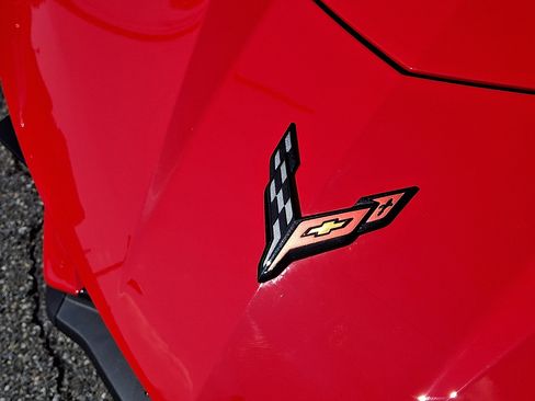 Used 2023 Chevrolet Corvette Stingray Preferred Conv w/ Z51 Performance Package RWD image 29