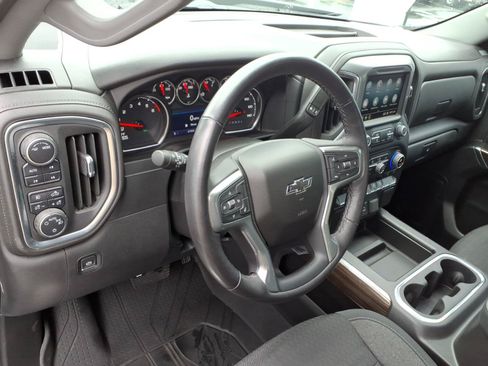 Used 2022 Chevrolet Silverado 1500 RST w/ Z71 Off-Road Package AWD/4WD image 8