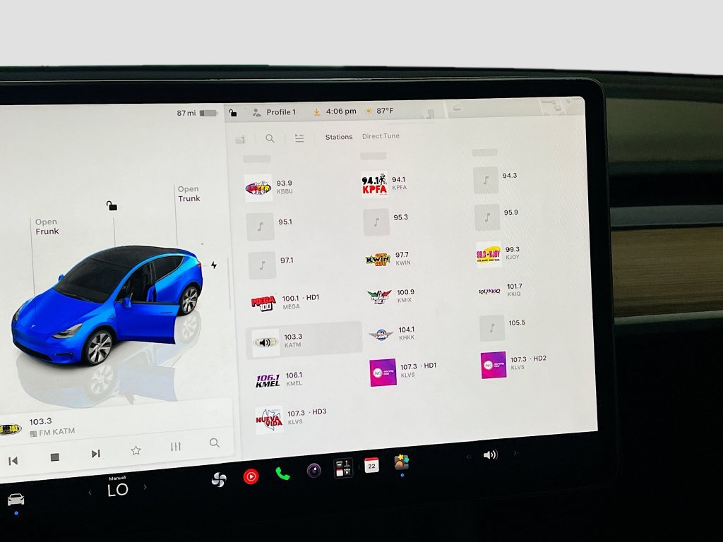 Used 2022 Tesla Model Y Long Range AWD/4WD image 14