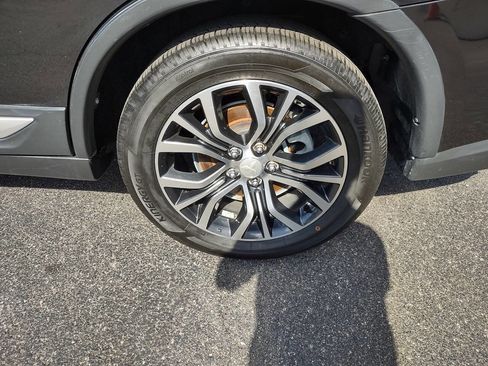 Used 2018 Mitsubishi Outlander SEL AWD/4WD image 40