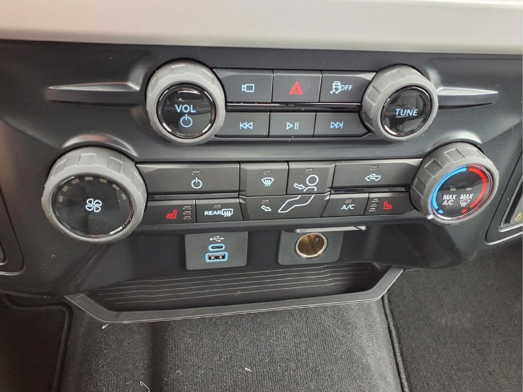 New 2027 Ford F250 XLT w/ XLT Premium Package AWD/4WD image 5