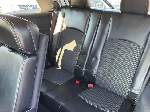 Used 2017 Dodge Journey Crossroad w/ Rear Seat Video Group I image 18