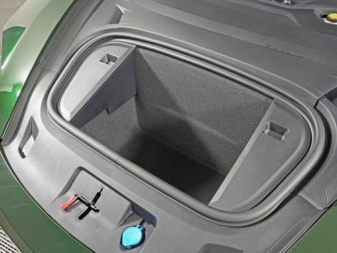 New 2026 Porsche Taycan AWD/4WD image 40