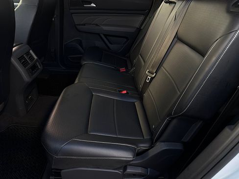 Used 2022 Volkswagen Atlas SE image 9