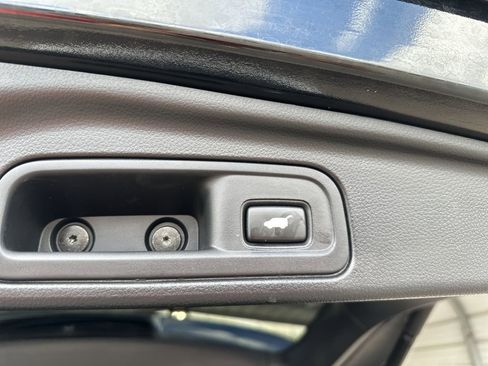 Used 2019 Honda Pilot Elite image 32