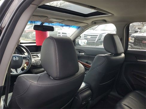 Used 2010 Honda Crosstour EX-L image 9