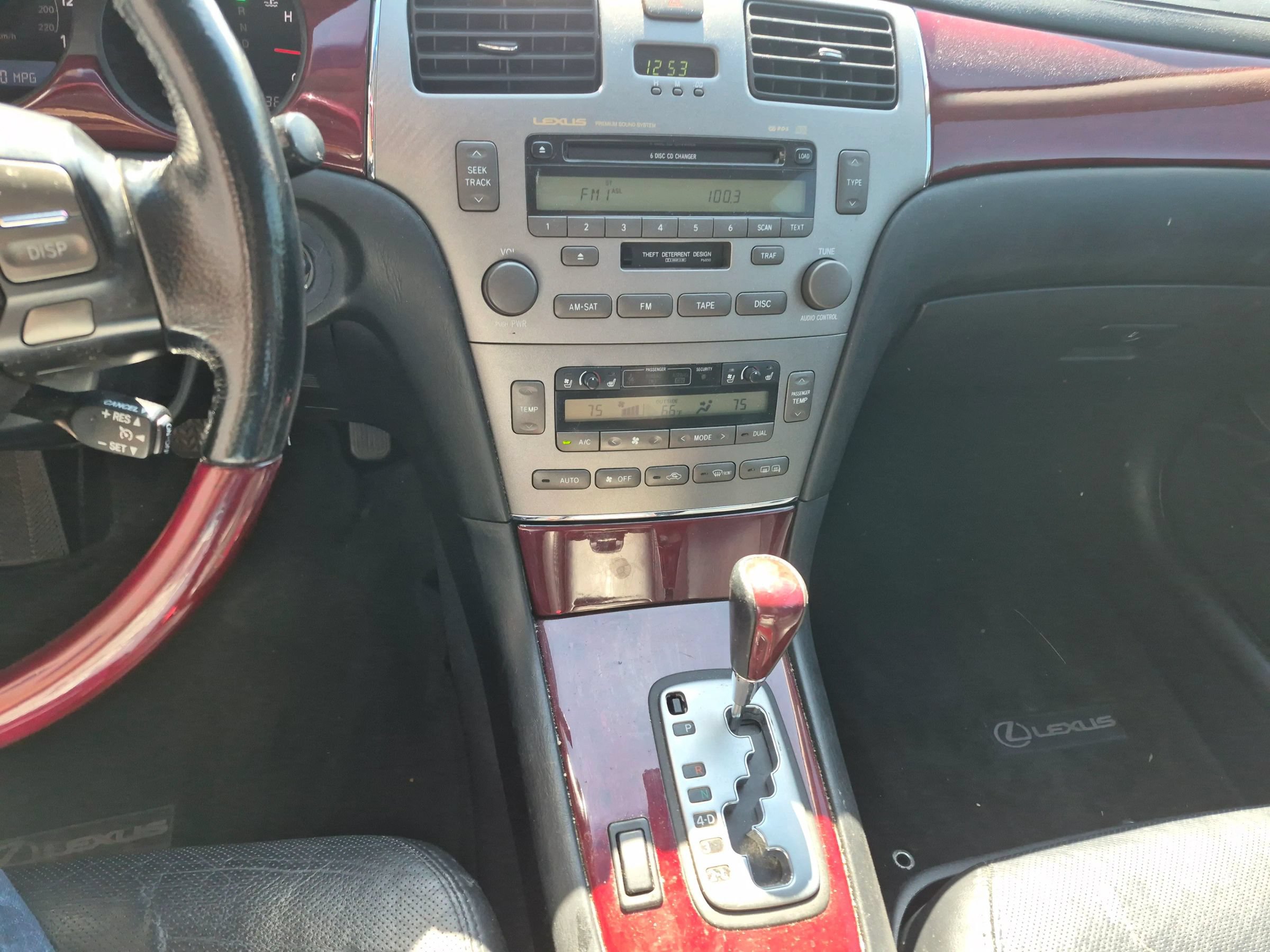 Used 2005 Lexus ES 330 FWD image 8