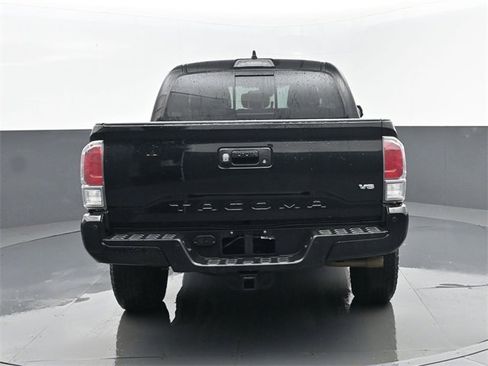 Used 2023 Toyota Tacoma TRD Off-Road w/ Technology Package image 29