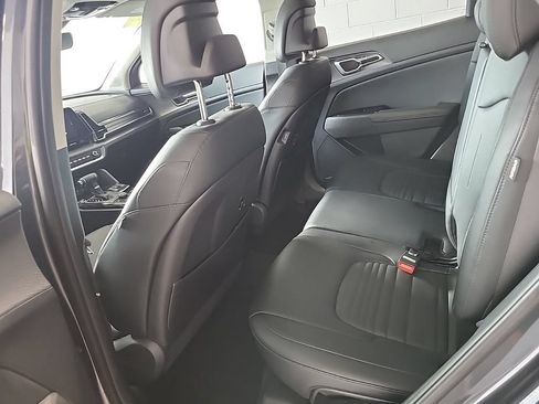 Used 2024 Kia Sportage SX AWD/4WD image 4